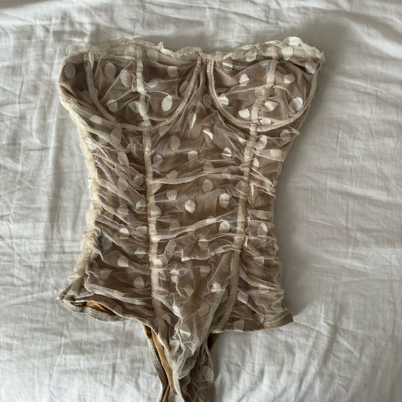 FashionNova Bodysuit - Picture 1 of 2